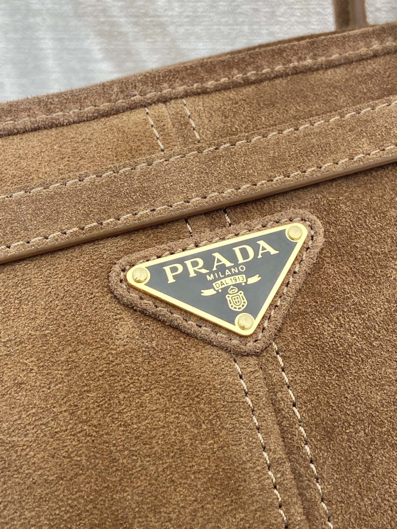 Pra*a top handle bags